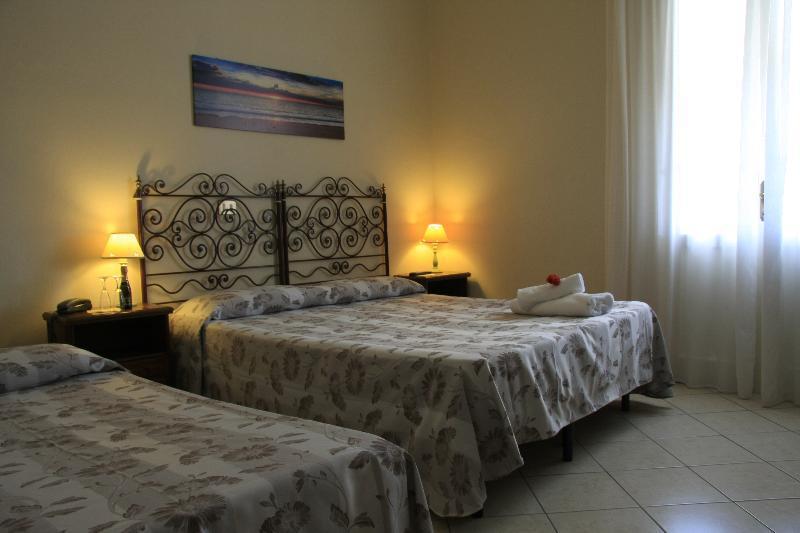 Hotel La Pineta Al Mare Forte dei Marmi Zewnętrze zdjęcie