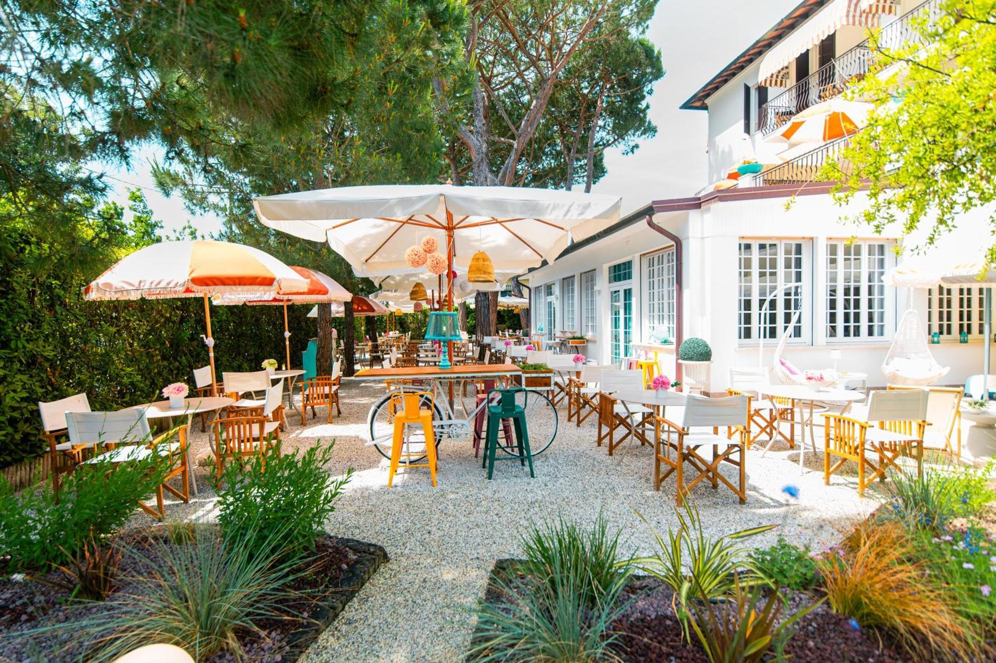 Hotel La Pineta Al Mare Forte dei Marmi Zewnętrze zdjęcie